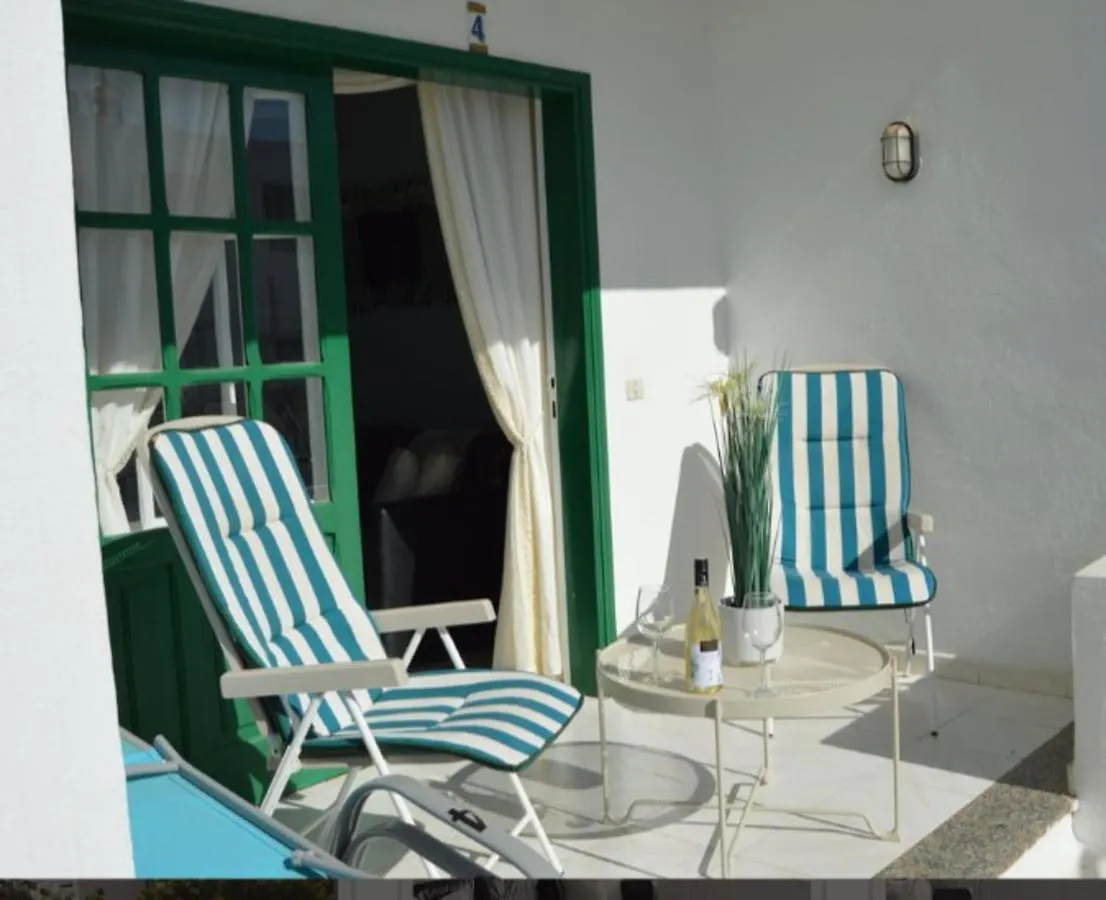Beautiful Spacious 1-Bed Apartment With Aircon Puerto del Carmen  España