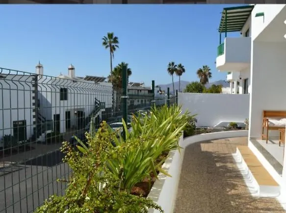 Beautiful Spacious 1-Bed Apartment With Aircon Puerto del Carmen  España