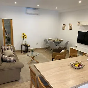 https://centrico-y-practico-piso-con-entrada-independiente.1costadelsol.com
